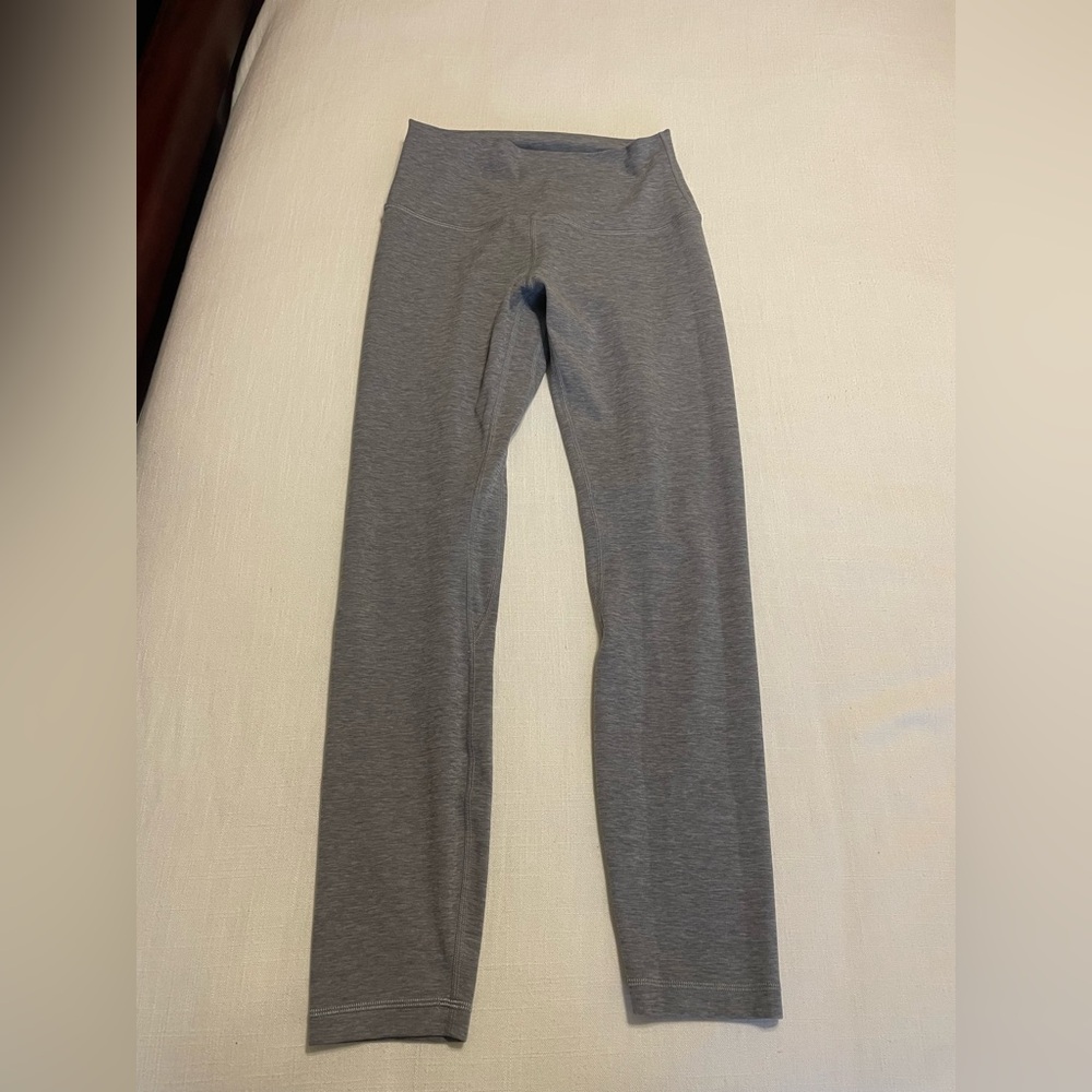 NWOT. Lululemon 25 inch align legging size 6